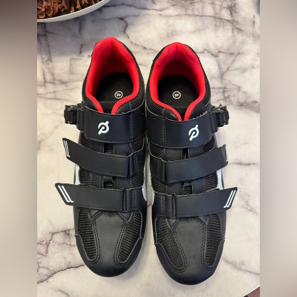 Black and Red Cycling Shoes - Men’s